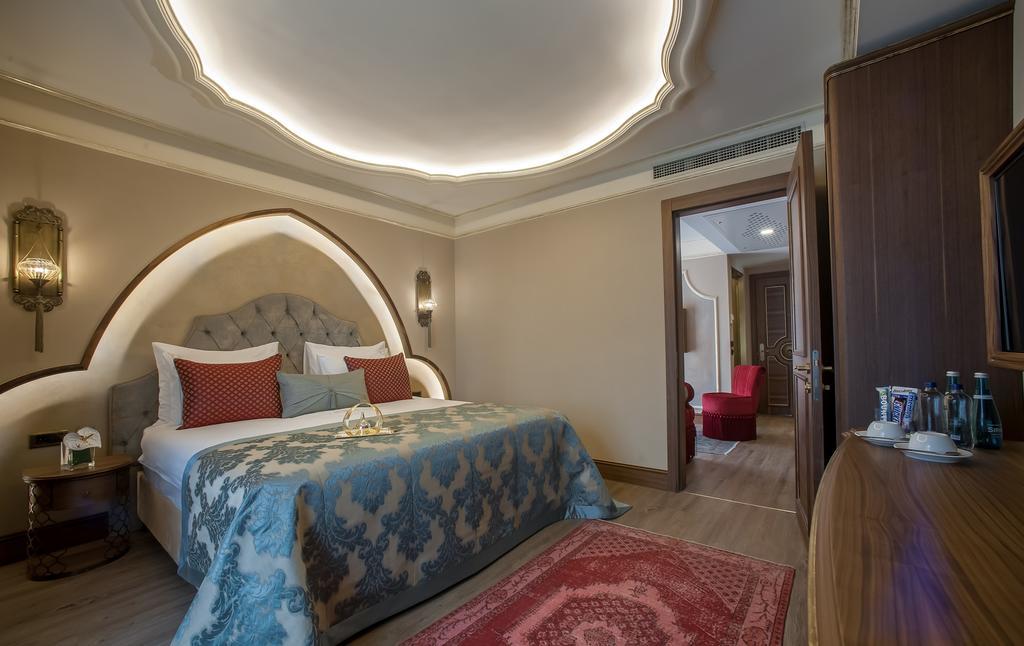 Готель Romance Boutique Class